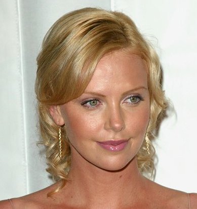 blonde_charlize_theron31