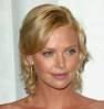 blonde_charlize_theron31.jpg
