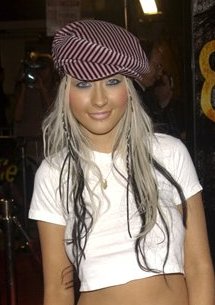 blonde_christina_aguilera21