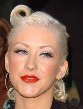 blonde_christina_aguilera10